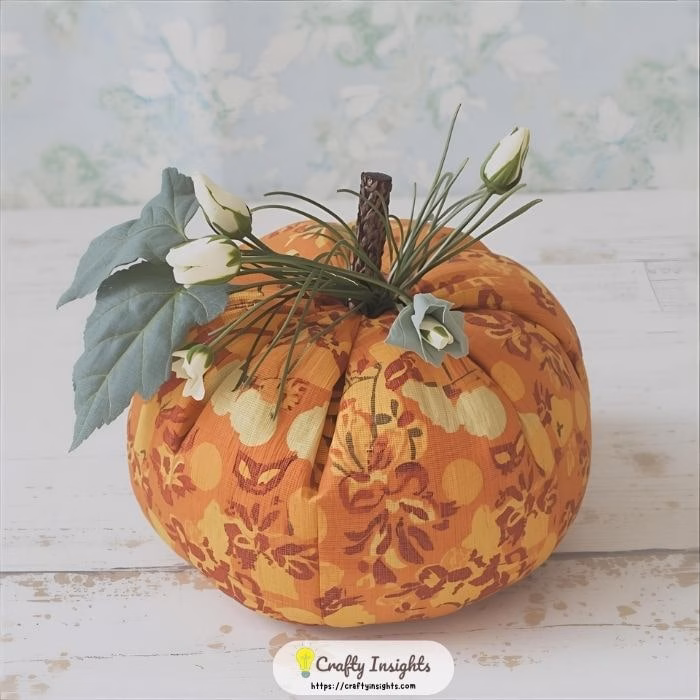 Fabric Pumpkin Centerpieces min